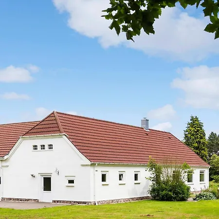 Stunning In With Wifi Holiday home