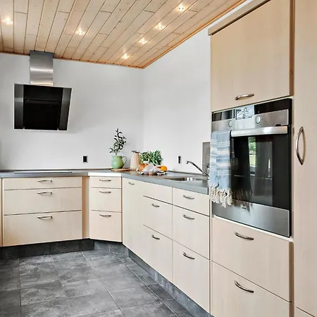 Stunning In With Wifi ريب